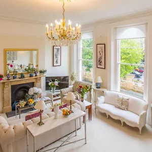 Flat 3, 6 Lypiatt Terrace Gloucestershire Gl50 2sx Apartment Cheltenham