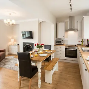 Cintra House Holiday home Whitby